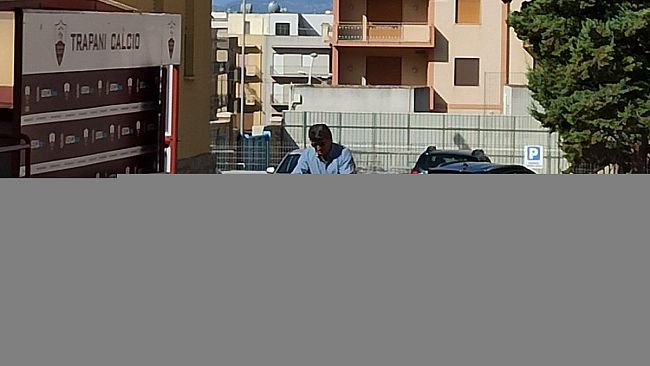 trapani-calcio-pellino-nessuno-mi-sta-aiutando-ostacoli-dalle-persone