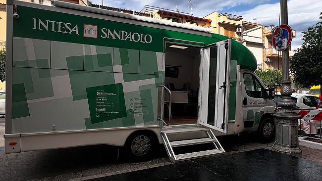 A Cinisi arriva la banca mobile di Intesa Sanpaolo