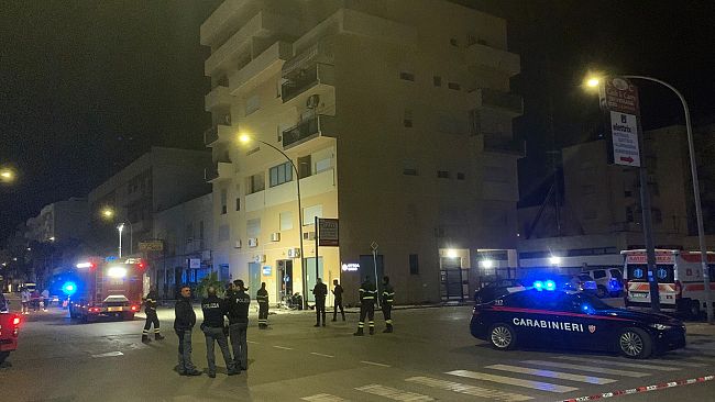 Trapani, scontro tra due scooter in via Virgilio: morto un giovane