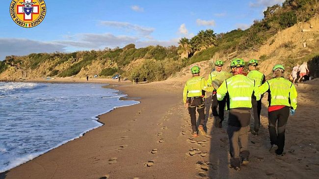 Annega turista tedesco nel mare di Cefalù, inutili i tentativi di rianimazione