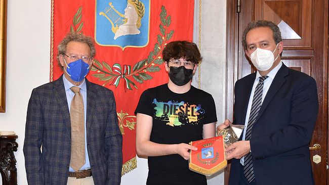 Marsala, incontro con Emanuel Cucchiara, campione europeo di biliardo