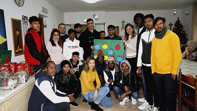 Gli immigrati del SAI di Valderice animano la Tombola solidale del Centro diurno per disabili “Il Solco”