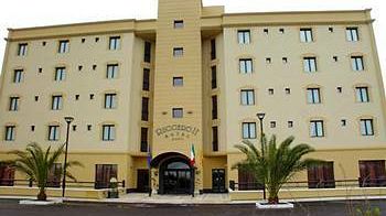 Interrogazione dei consiglieri Randazzo e Cangemi su “servizio di accoglienza dei cittadini stranieri richiedenti protezione internazionale