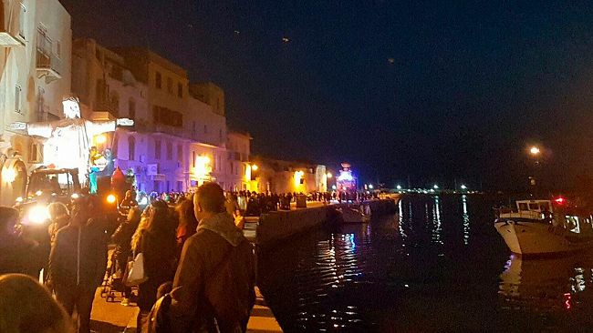 VIDEO – Al via il Carnevale Mazarese 2017. Sono 4 i carri allegorici