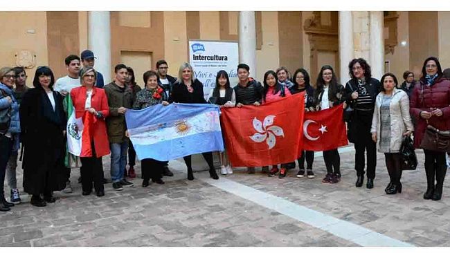 Mazara, incontro artistico-culturale al Collegio dei Gesuiti martedì scorso per i ragazzi Intercultura
