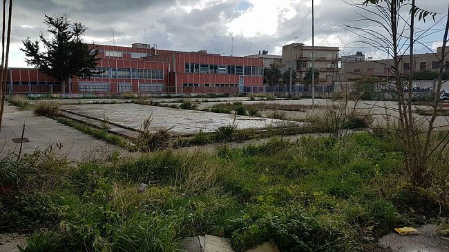 Mazara, progetto “playground” in via Belgio: “steccata” la prima, in buca la seconda… Ma la richiesta al MIUR?