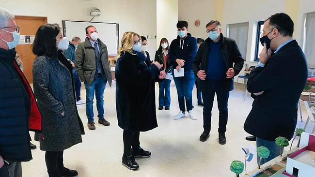 Petrosino, il Sindaco in visita all’Istituto Tecnico per Geometri