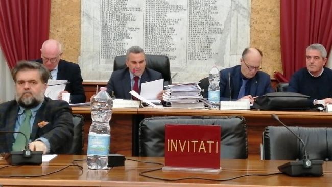 La Giunta Di Girolamo trasmette in consiglio il bilancio di previsione 2019 assieme al Dup