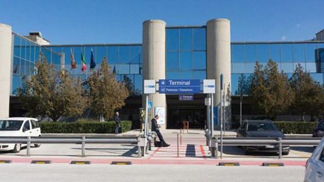 Aeroporto Birgi, Toninelli firma decreto per le rotte sociali. Musumeci apre a Ombra