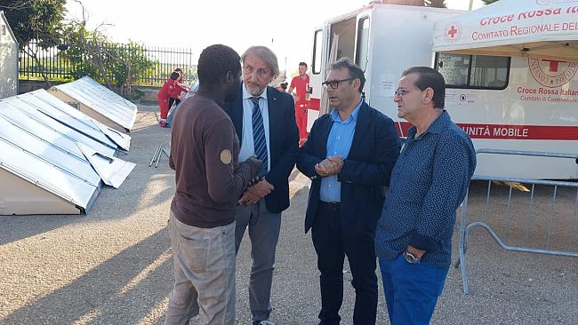 Caporalato. Ugl, sopralluogo campo immigrati