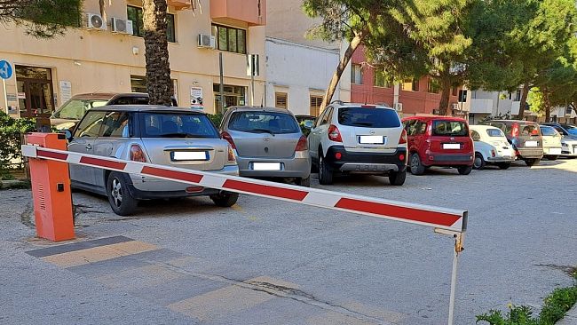 Marsala, riapre al pubblico il parcheggio antistante l'ex Tribunale