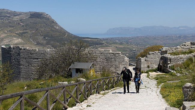 Segesta incontra le culture. Nascono i percorsi inediti sul Sacro 