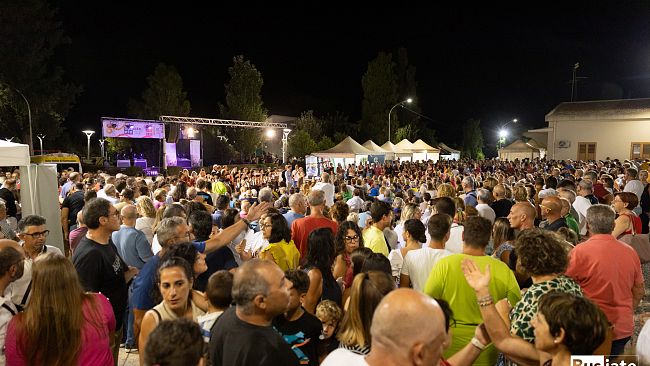 Buseto Palizzolo, grande successo per la prima serata di