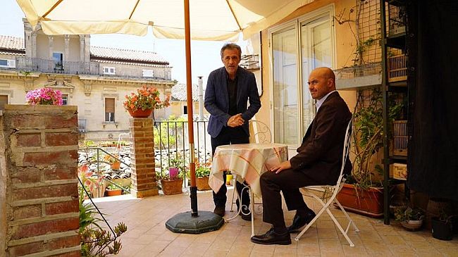 Fabrizio Ferracane questa sera su Rai Uno protagonista de Il Commissario Montalbano