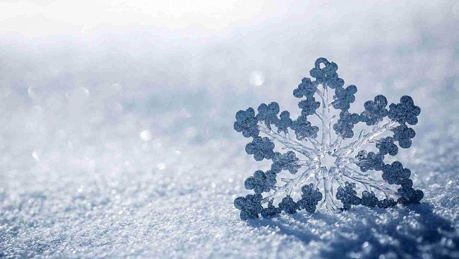 Nevicata primaverile ad Erice e pioggia record su Trapani