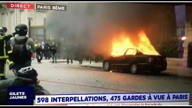 “Macron non conosce il suo popolo…”. Il racconto di una nostra lettrice da una Parigi in fiamme