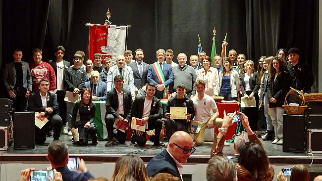 Campobello, consegnata ai neo-diciottenni una copia della costituzione italiana