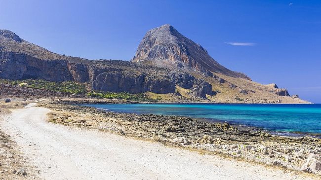custonaci-divieti-di-circolazione-e-sosta-per-tre-giorni-di-set-fotografico