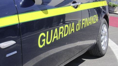 Marsala, la Guardia di Finanza blocca un maxi traffico di droga diretto a Pantelleria