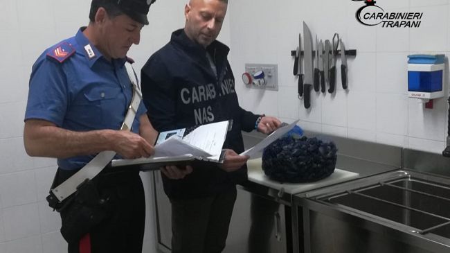 Mazara, controlli dei NAS ad attività commerciali: sequestrati circa 400 kg di prodotti ittici