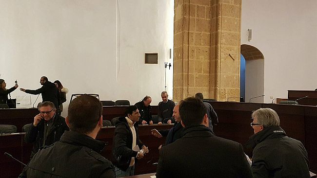 Mazara, su variante al PRG per distributore carburanti in via Bessarione cade (di nuovo) il numero legale in Consiglio comunale