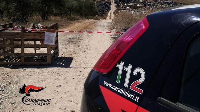Napola, i Carabinieri sequestrano una discarica abusiva