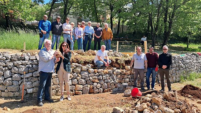 il-parco-di-pantelleria-protagonista-a-vallecorsa-alla-scuola-dellarte-della-costruzione-dei-muretti-a-secco