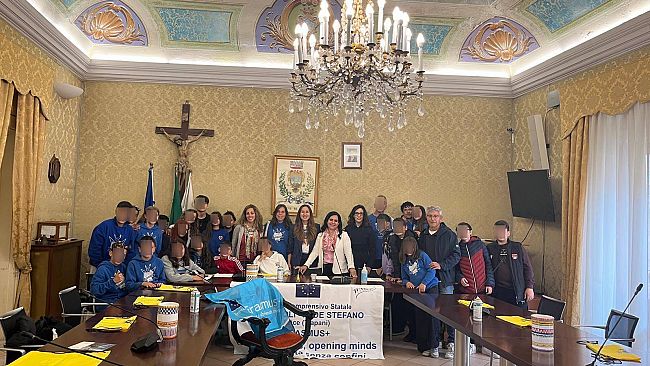 Erice accoglie l’Europa: ospitata al Palazzo Comunale una delegazione di studenti spagnoli