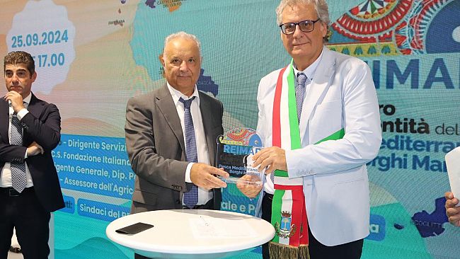 Rete dei borghi marinari, il sindaco Lentini firma il protocollo d'intesa