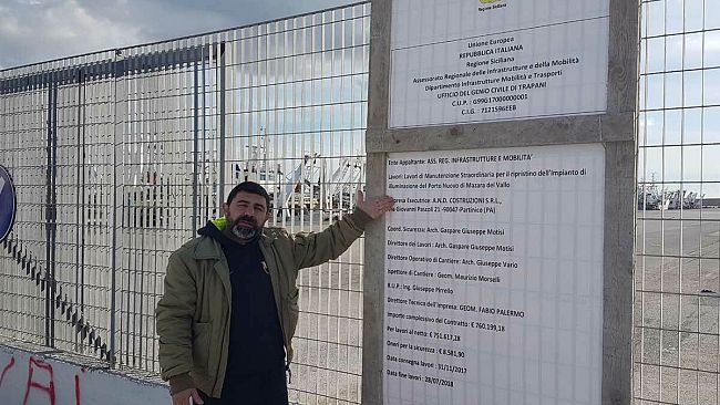 VIDEO – Porto di Mazara, al via lavori per l’illuminazione