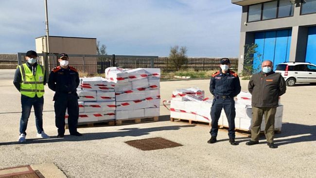 Mazara, La Capitaneria di porto dona in beneficenza oltre 600 kg di pesce sequestrato