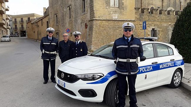 Partanna, una nuova autovettura assegnata in dotazione alla Polizia Municipale