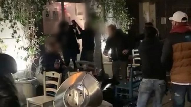 Brutale aggressione in pieno centro, ferito un uomo