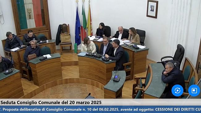 Castellammare del Golfo, approvato nuovo regolamento per la concessione di aree pubbliche