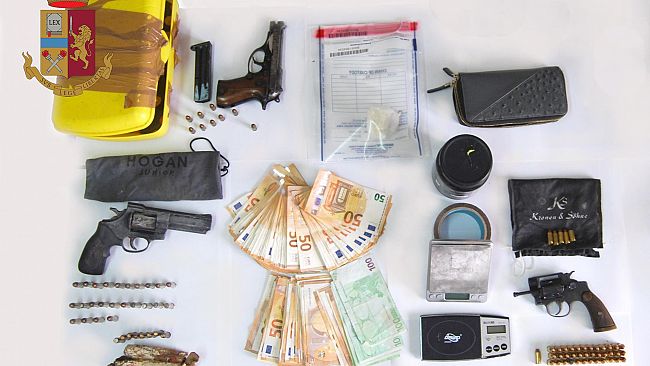blitz-della-polizia-di-stato-a-marsala-sequestrati-droga-e-armi