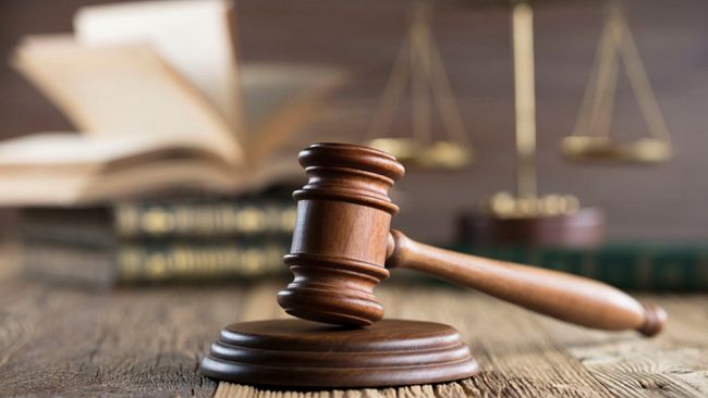 una-punta-di-sal-una-data-venerdi-14-novembre-tutti-dal-giudice