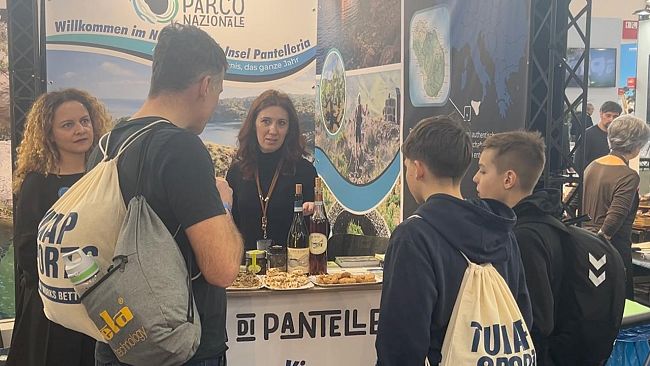 grande-curiosita-alla-free-di-monaco-di-baviera-per-lisola-di-pantelleria