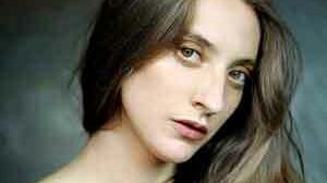 Intervista ad Anna Della Rosa, tra “La grande bellezza” di Sorrentino e “Peperoni difficili” di Lisma.