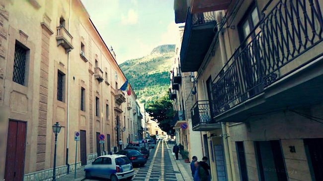 CASTELLAMMARE – Il consigliere Paradiso presenta una mozione che impegna il sindaco e la giunta a introdurre il “Baratto Amministrativo”