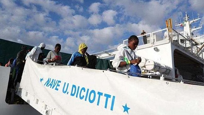 oggi-ludienza-per-i-due-extracomunitari-fermati-dalla-polizia-per-i-tafferugli-sulla-nave-u-diciotti