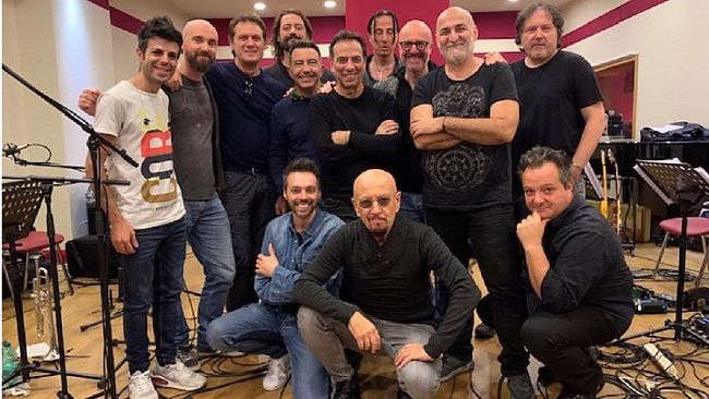 Maurizio Filardo su Rai 1 con Enrico Ruggeri per raccontare i grandi De Andrè, Dalla e Battisti