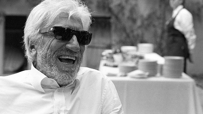 La mandrakata di Gigi Proietti nel giorno del suo compleanno. Addio al più grande