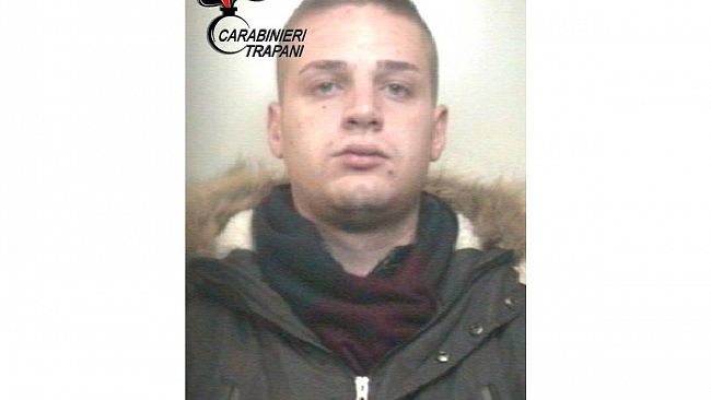 Alcamo, evade dagli arresti domiciliari. Arrestato dai Carabinieri
