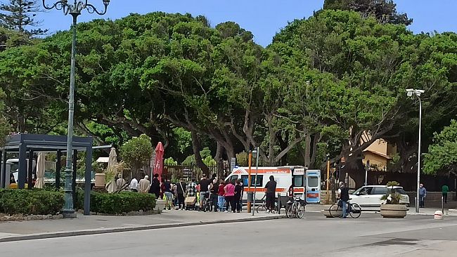 Trapani, uomo investito mentre attraversava la strada