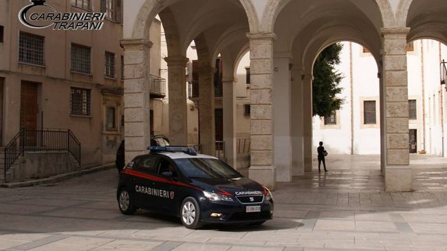 Alcamo, Carabinieri arrestano 18enne per furto aggravato, lesioni personali e danneggiamento