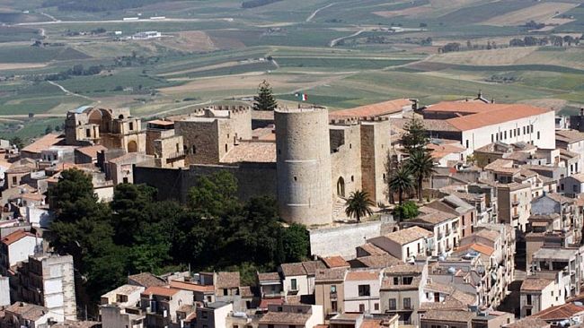 Salemi, L’ex convento dei Padri Riformati diventa la “Casa delle associazioni”