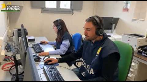 video-maxi-operazione-della-gdf-contro-gli-abbonati-illegali-ai-cosiddetti-pezzotti
