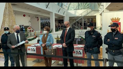 VIDEO- Il Questore ha incontrato i bambini del Capuana Pardo